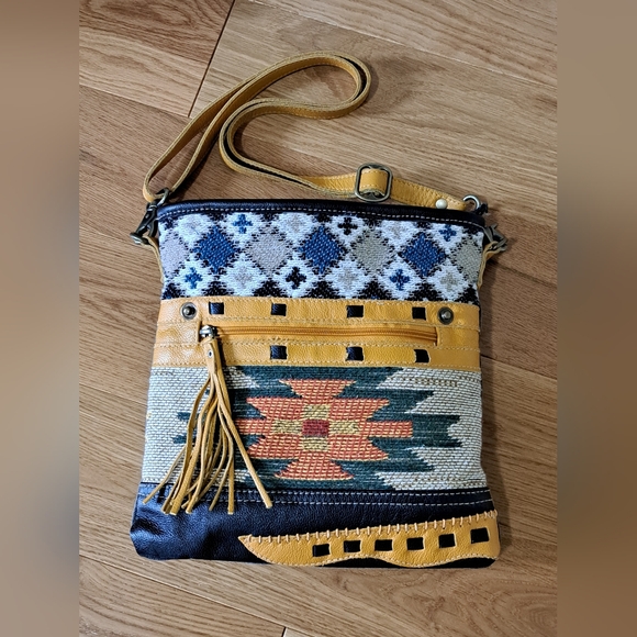 Myra Bag Zonta Mesa Crossbody Bag with Tassel Aztec Southwestern - Picture 5 of 15
